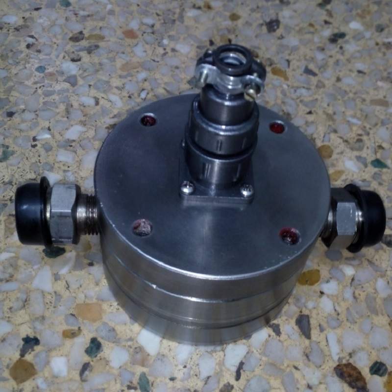不锈钢微小流量计,脉冲信号,耐高压,外螺纹连接,量程30--400L/H