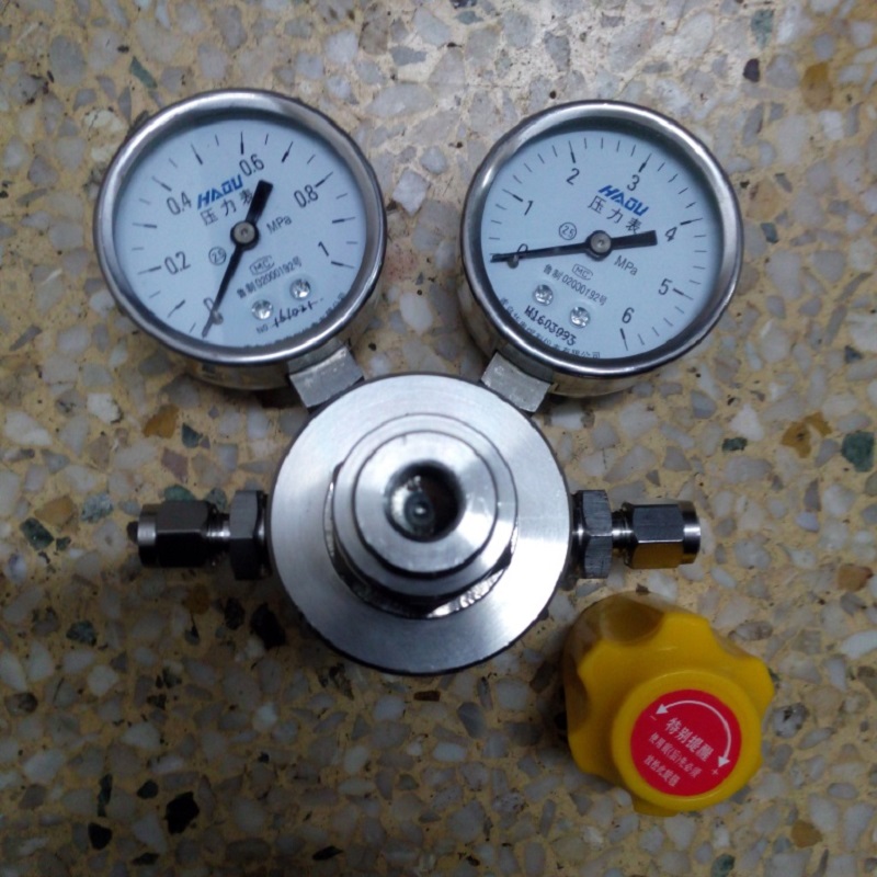 不锈钢氨气减压器 卡套连接减压阀 氨气等防腐介质减压阀