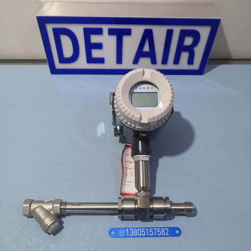 双供电液体涡轮流量计LWGY-15C/25C/40C/50C/80C/100C 电池供电+24V供电信号输出流量计